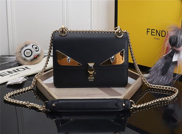 

Женские черные кожаные сумки Messenger Fashion Vintage Messenger Прохладный череп Заклепки Сумки