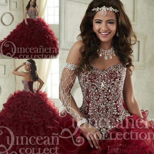 Новые Maroon платья Quinceanera Sweep Поезд Многоуровневое каскадные оборки Pageant платье Роскошные Кристалл корсета Сладкие 16 Маскарад платье партии