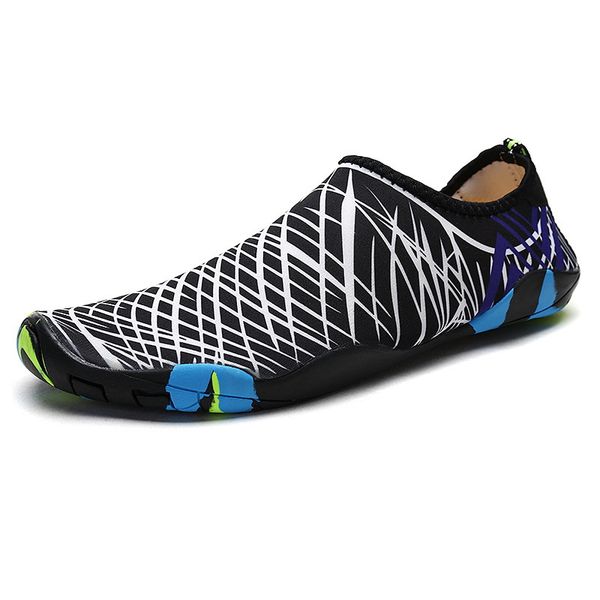 

explosion models breathable soft bottom non-slip wading shoes waterproof sports shoes couple models men's casual beach, Black