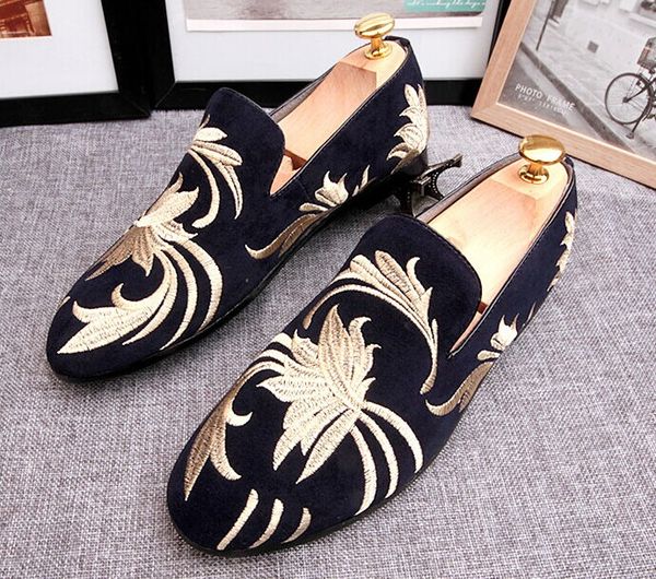 

2019 spring new fashion cool men slip-on fancy flowers embroidery casual shoes men trend shoes loafers, Black