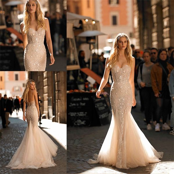 

spaghetti strap mermaid wedding dresses sleeveless sweep train ruched tulle applique lace bridal gown backless custom made bridal dress, White