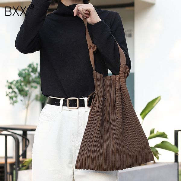 

bxx] portable large capacity foldable pleated drawstring bucket bag 2020 spring women shoulder shopping bags handbag hk627