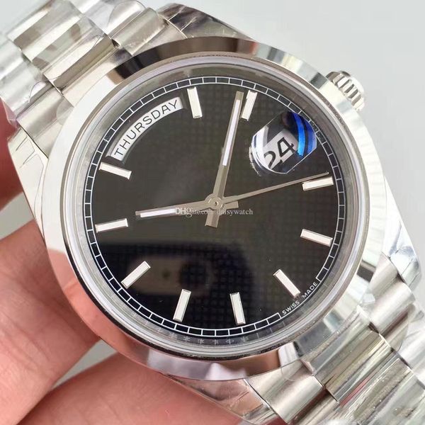 

Мужские наручные часы DAYDATE 228206 Серия 40MM Черные римские цифры Сапфир 2813 Высококаче