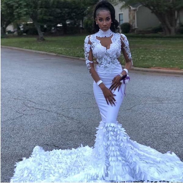 Elegantes High Neck Long Sleeves Mermaid White Abendkleider Illusion Lace Applique 3D Floral Black Girl Long Graduation Dress Abendkleid