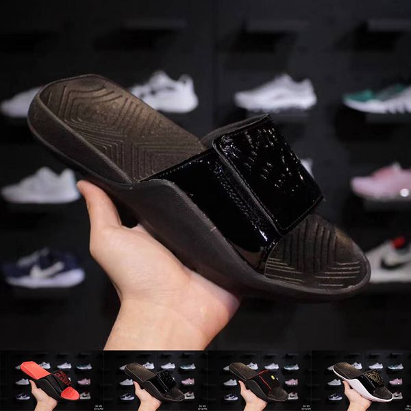 

2019 Outdoor Indoor Mens Womens Casual Sandals Luxury Designer Female Slipper Male Black White Blue Flat Slides Utility Flip Flops