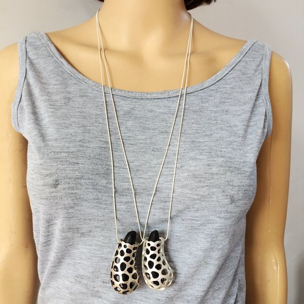 

new filigree pendant wood snake chain necklace, Silver