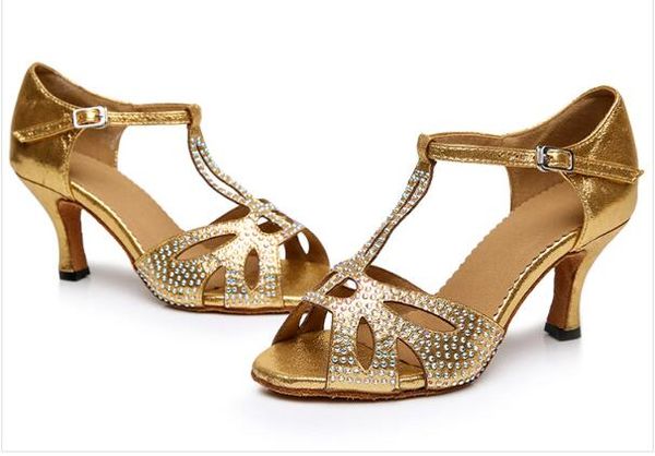 2019 Nuove scarpe da sposa da donna latine con perline di diamanti suole morbide in raso sandali da ballo estivi da ballo professionali scarpe da sposa alla moda