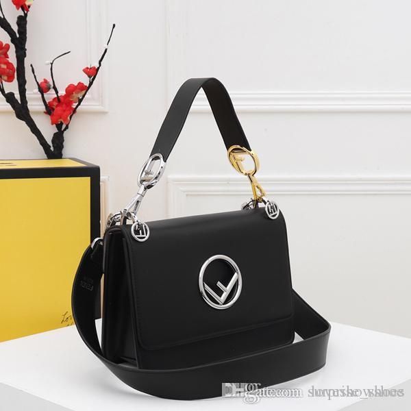 

горячая продажа женщин высокого качества crossbody сумки на ремне женщины моды цепи моды натуральной кожи сумки на ремне сумки crossbody