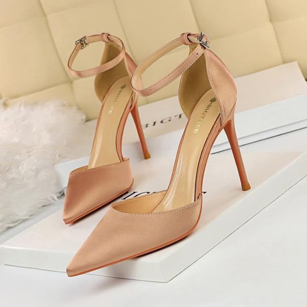 

europe and the united states simple high-heeled satin shallow mouth pointed hollow hollow nightclub was thin word sandals, Black