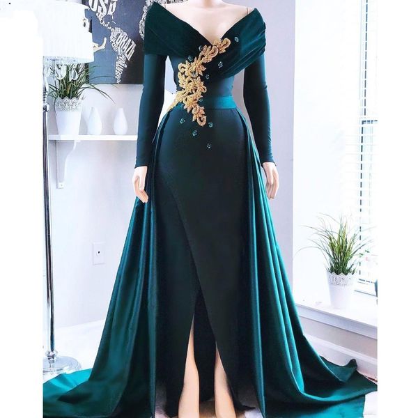 

elegant hunter green muslim evening dresses beaded 2020 dubai islamic arabic satin v-neck long sleeves women formal dress robe de soiree, Black;red