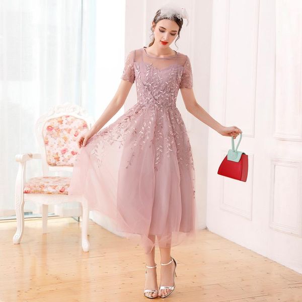 

summer new dress european and american women's heavy industry embroidery tide slim waist swing fashion mesh short-sleeved dress, White;black