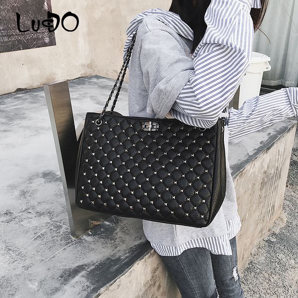 

fashion handbags with lock large capacity rivet chain messenger bag korean style crossbody bags for women 2020 tote bags