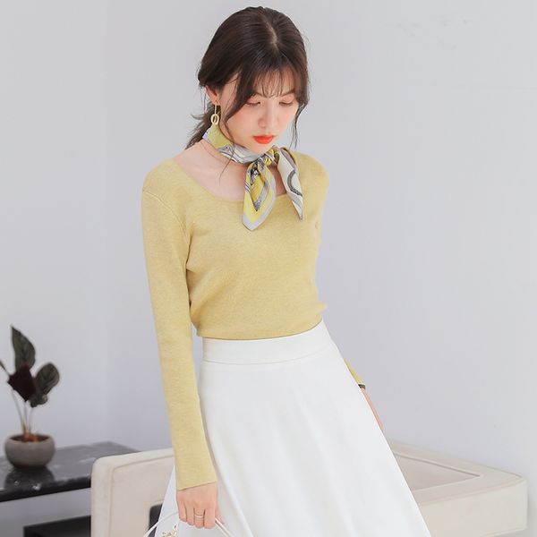 

2019 autumn and winter new u-neck sweater women's slim long-sleeved bottoming sweater women's thin pullover women f1943, White;black