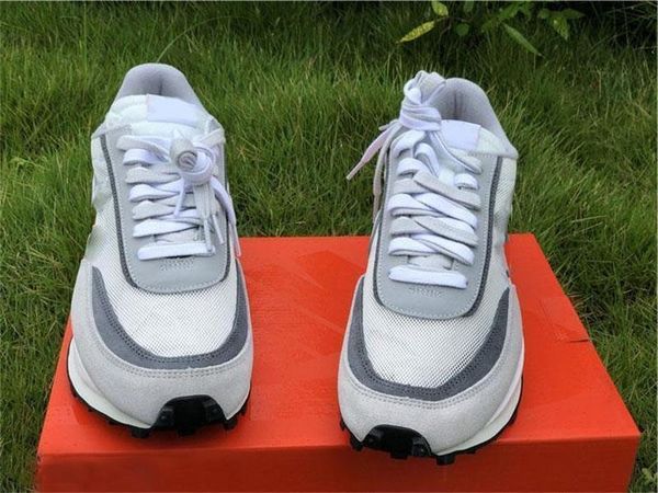 

2019 authentic sacai x ldv waffle ldwaffle daybreak men women running shoes summit white wolf grey black pine green bv0073-001 with box