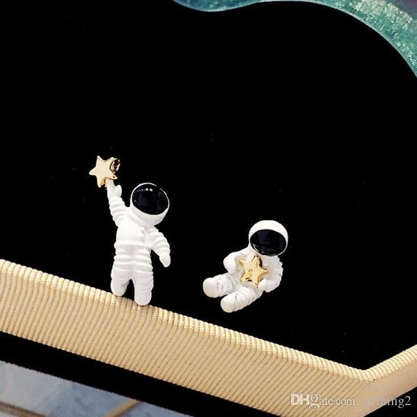

luxury jewelry s925 sterling silver needle earrings astonaut picking stars shape charm stud earrings for women fashion, Golden
