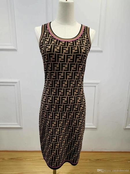 

2019 летний бренд тот же стиль платье вышивка буквы круглый вырез a-line вязать рукавов мода женщины платье, Black;gray