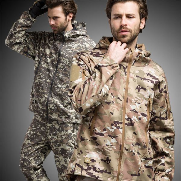 

autumn winter windbreaker jacket plus velvet waterproof coat men hiking climbing camping camouflag soft shell jacket pants, Blue;black