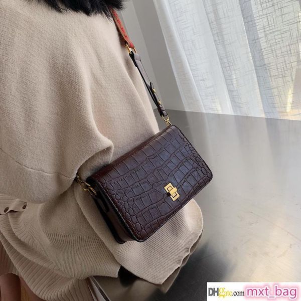 

2019 fashion vintage leather clutch bags for ladies messenger small leather bags for women fashion shoulder crossbody bags newyue/10