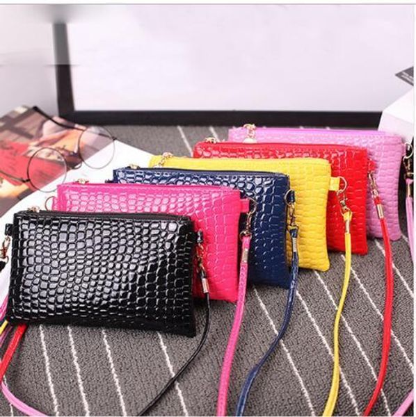 

designer coin purse key pouch 2019 new shoulder messenger bag korean fashion foreign trade purse crocodile pattern clutch bag, Red;black