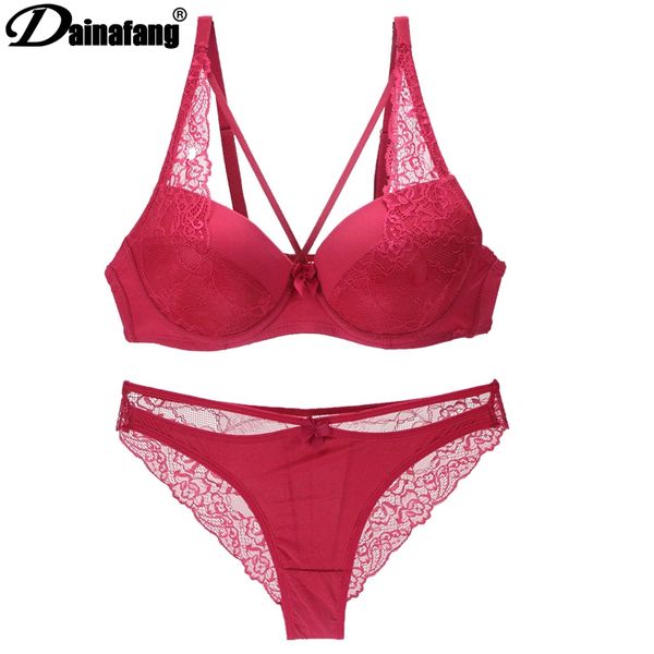 

dainafangnew hollow products out t hongs lingerie short dress bcd embroidered lace push women lingerie g-string dress pants, Red;black