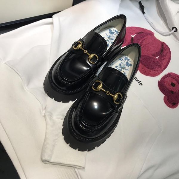 

new 2019 designer sneakers shoe low cut suede spike shoes for men and women shoes party wedding crystal leather sneakers platform 1 1, Black