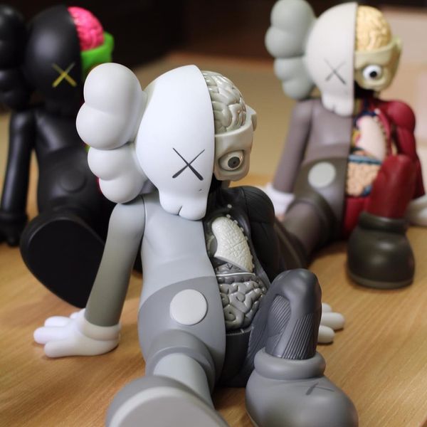 

HOT 16inch 20 CM Originalfake KAWS Вскрытый кукла Companion сидячее положение Рисунок с оригинальным Box KAWS Действие Рисунок Модель украшения