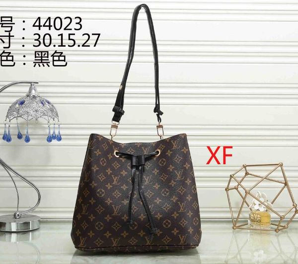 

Manufacturers wholesale 2019 new handbags various brands fashion style chain bag shoulder Messenger bag 09AAAAAA