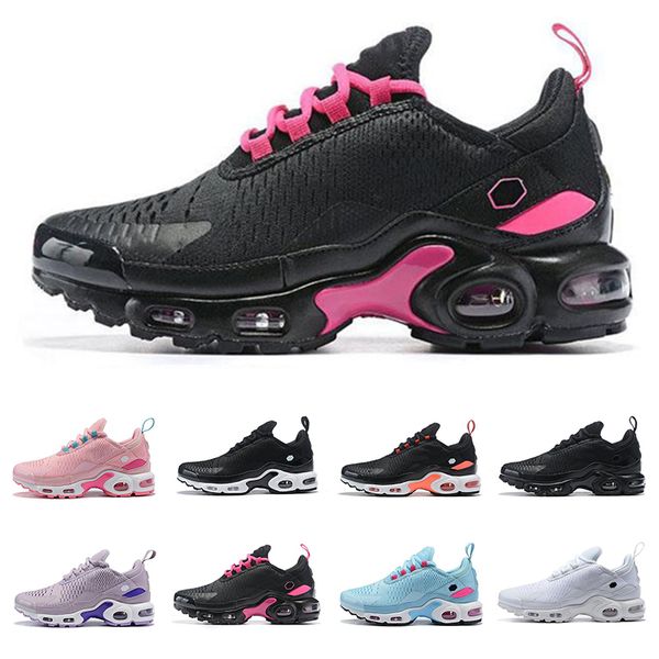 

2019 Tn Plus Fashion Luxury Designer Women Running Shoes Triple Black Red Pink Mens Trainers utility Designer Sneakers Sports Zapatos