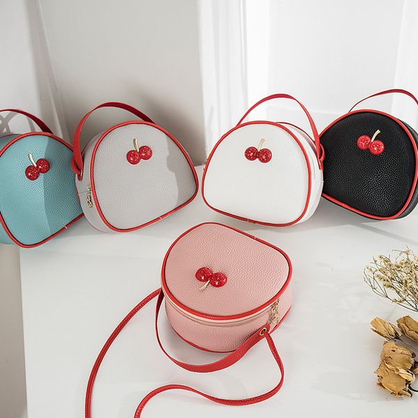 

2020 new female bag light retro shoulder bag casual small square ladies portable messenger small