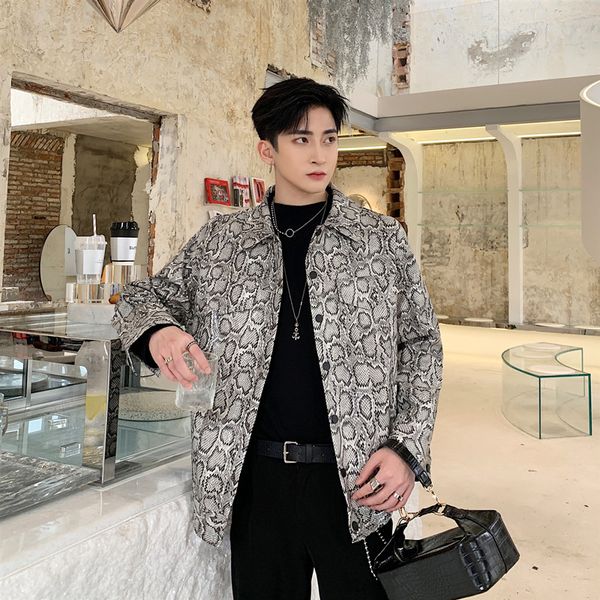 

new male streetwear coat outerwear men vintage fashion loose casual snake print leather jacket, Black;brown