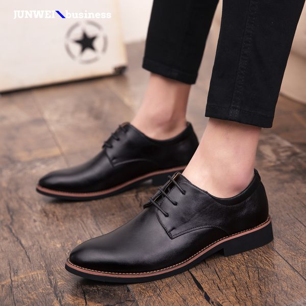 

2019 fashion casual outdoor new spring flats lace up male suede leather oxfords men shoes zapatillas hombre p4, Black