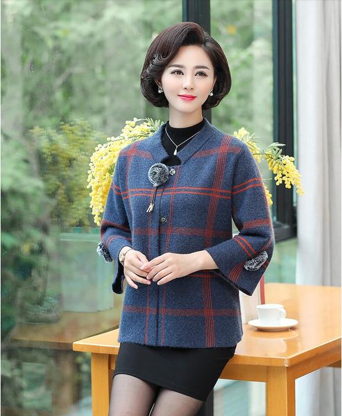 

2008 new mid-aged and old women's autumn and winter wool suit 40-year 50-temperament mom's noble fashionable westernized top, Black