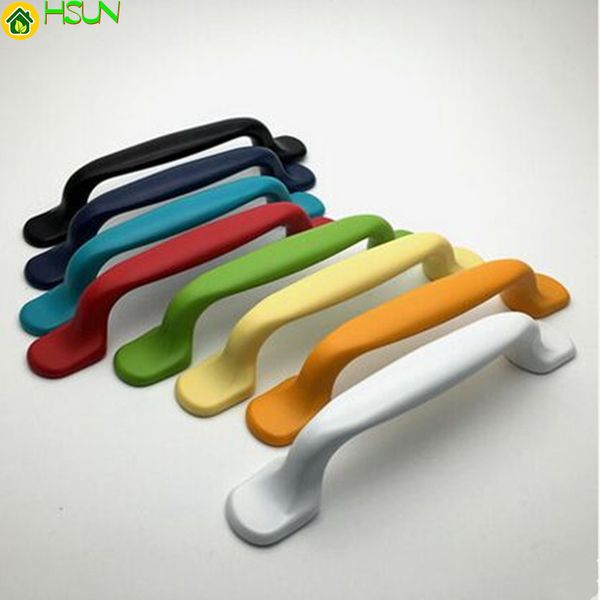 2019 96mm Modern Fashion Colour Furniture Door Handles White Black