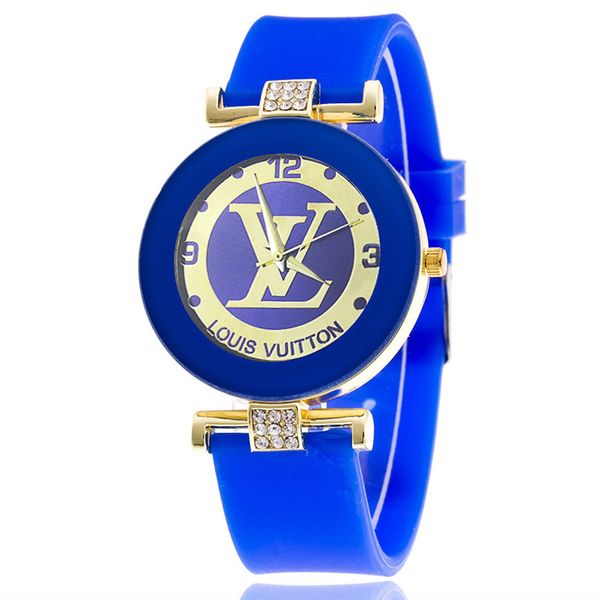 

Мужские и женские кварцевые часы 126