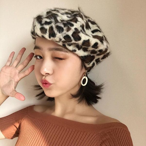 

net red same paragraph beret retro women leopard faux fur winter warm painter artist hat beret cap fur pumpkin hat, Blue;gray