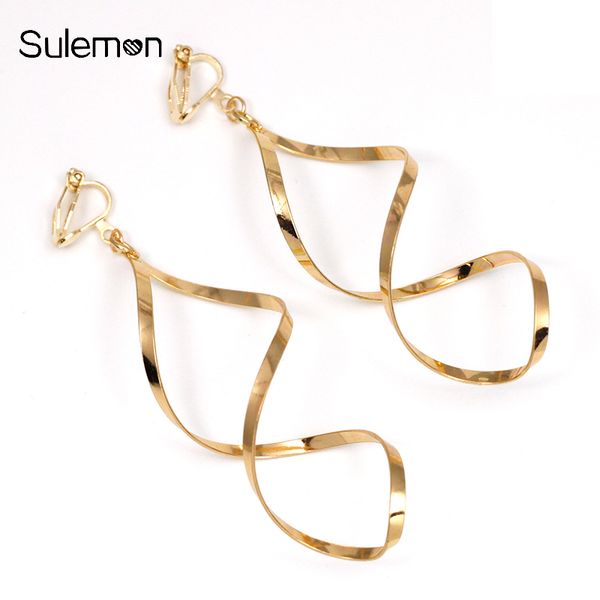

metal wave pattern earrings non pierced ear clips geometry irregular clip earrings without piercing minimalism earring ce193, Silver
