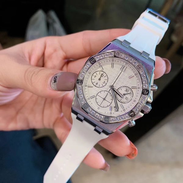 

quartz movement men watch chronograph diamond case full fuction white dial sweatband international watch, Slivery;brown