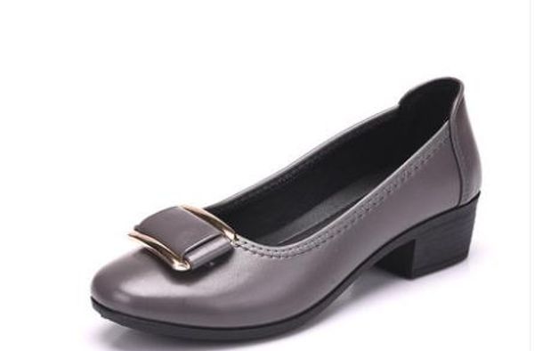 

send 2018 new style coarse heel square-head shallow-mouth mother's shoes, Black