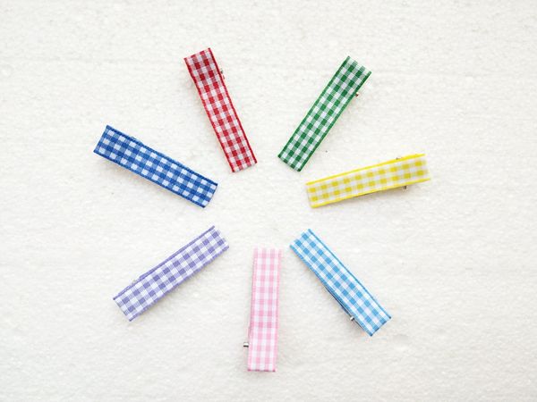 

50pcs 45mm gingham plaid ribbon lined covered double prong alligator hair clip single pronged clip girls hair bows flower accessories fj3204, Slivery;white