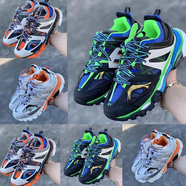 

2019 new fa hion triple nylon and me h track trainer running hoe men outdoor jogging de igner hoe women walking pari dirty dad hoe