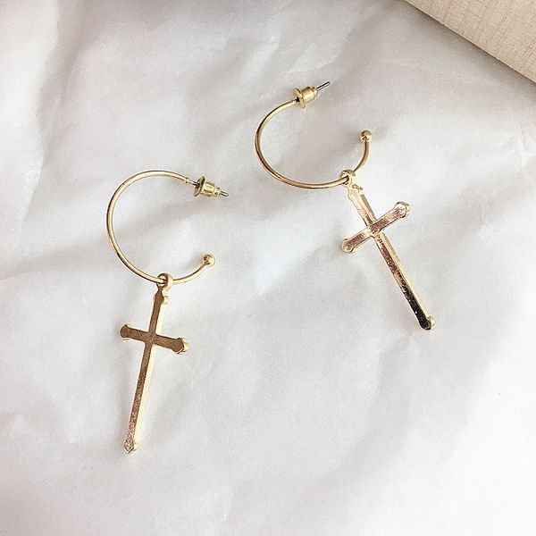 

ins 2020 new trendy gold christian jessus cross coin queen geo minimalism hoop earrings korean fashion chic women party jewelry, Golden;silver