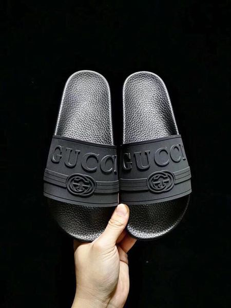 

2019 brand lipper quality andal de igner hoe lide flip 13 gucci flop man woman loafer huarache neaker trainer gg