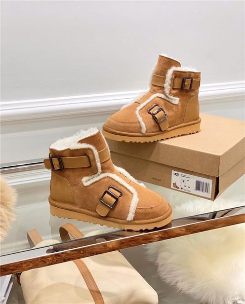 

new high-end brand women's shoes thick bottom plus velvet warm cotton shoes round buckle suede short boots snow women 02, Black