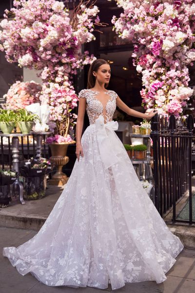 

Milla Nova Sexy Lace Appliqued Beach A-Line Wedding Dress 2019 Illusion Bridal Gowns Plus Size Boho Wedding Dress vestido de novia, White