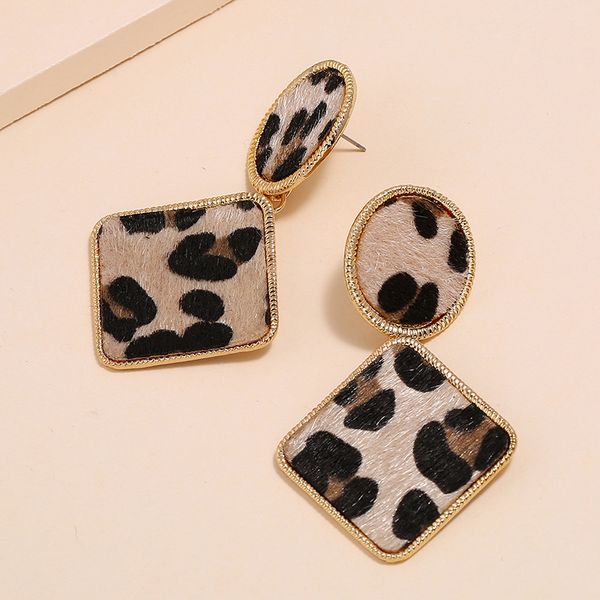 

exaggerated creative leopard earrings fashion new retro bohemian ins diamond earrings fashion jewelry earrings for women, Golden;silver