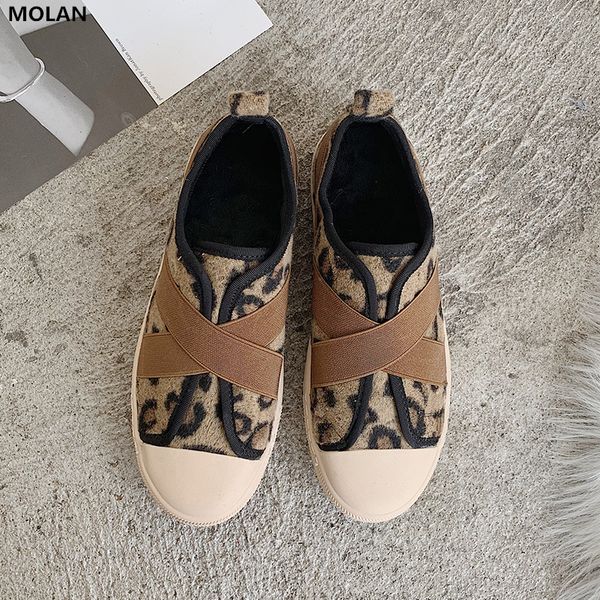 

molan brand designer 2019 winter new luxury leopard soft comfort bottom warm plush fur flats shoes women slip on loafers causal, Black