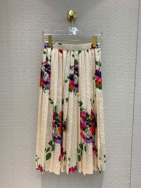 

2019 new ladies fashion spotted floral pleated printed skirt 1127, Black