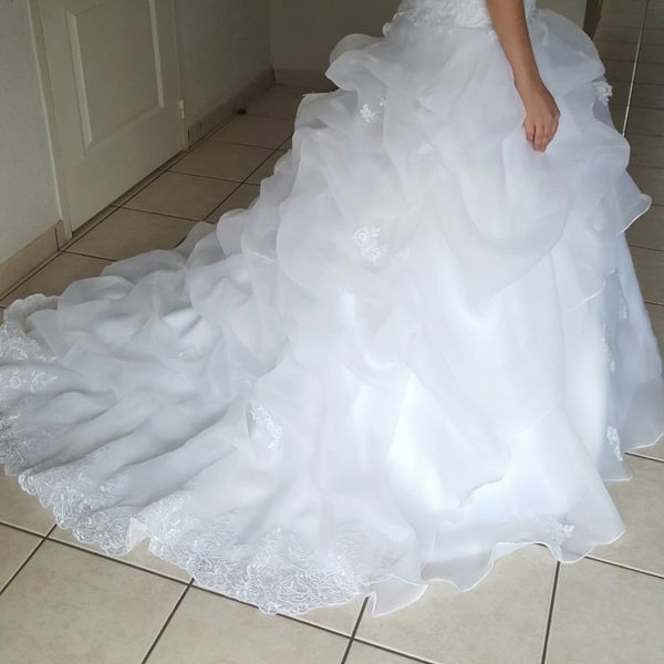 

custom made sepcial style a line wedding dress, White