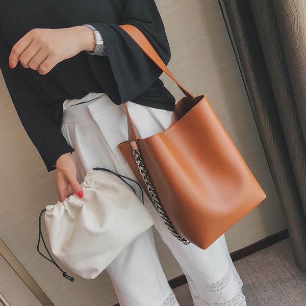 

high-end design ladies shoulder bag large capacity bucket bag chain handbag pu leather ladies handbag shopping