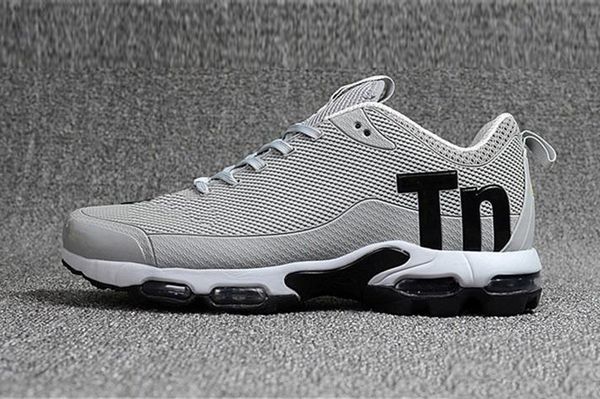 

2019 for men's cushion sports shoes classical breathable outdoor shoes size 36-46